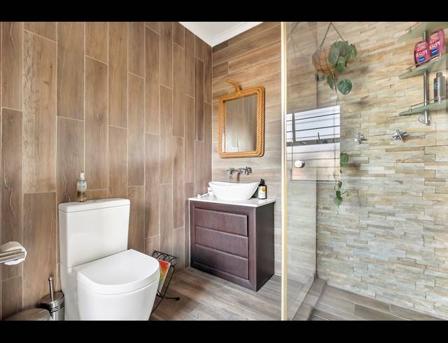 3 BEDROOM TOWNHOUSE FOR SALE IN DUNKELD WEST